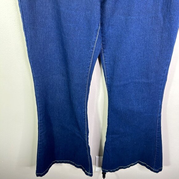 Bell bottoms flare dark wash‎ jeggings size 6 - Picture 3 of 6